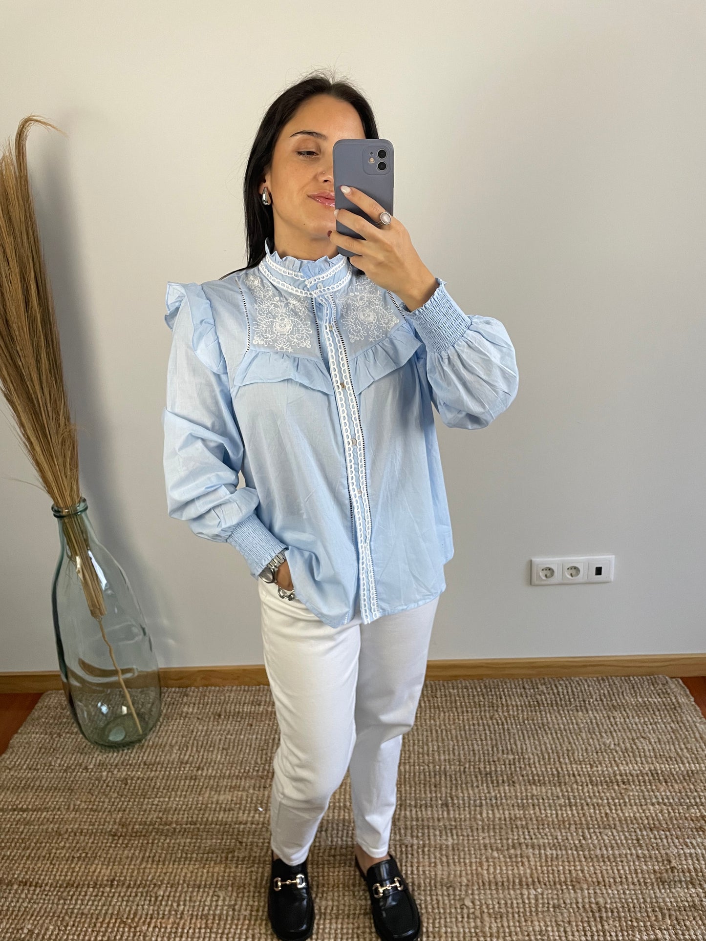 Camisa