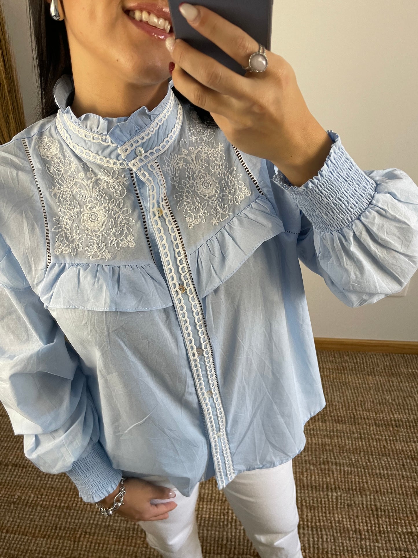 Camisa