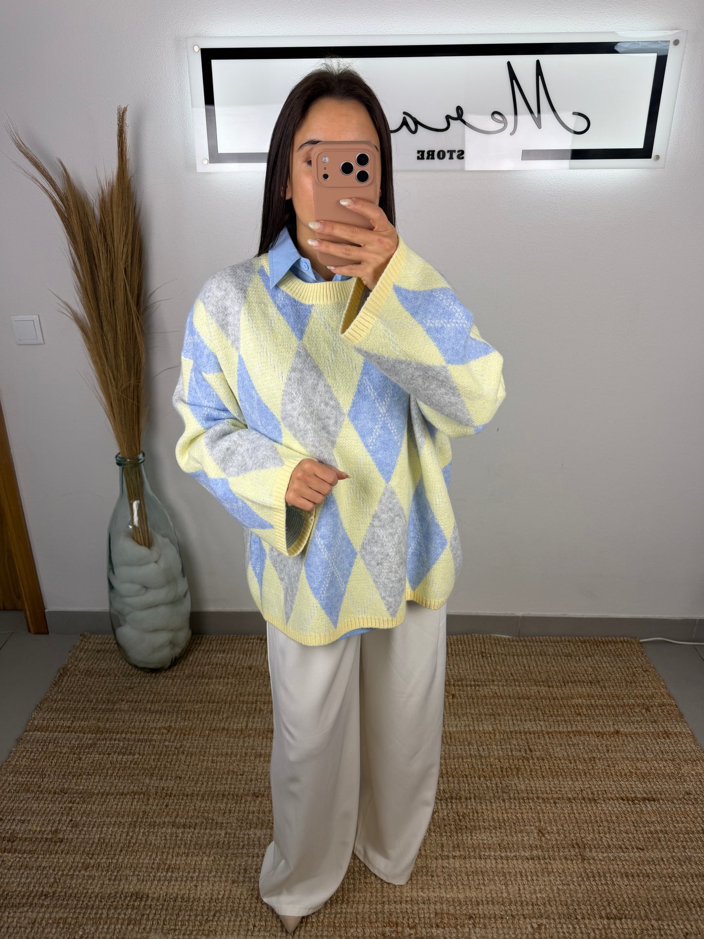 Malha amarela losangos