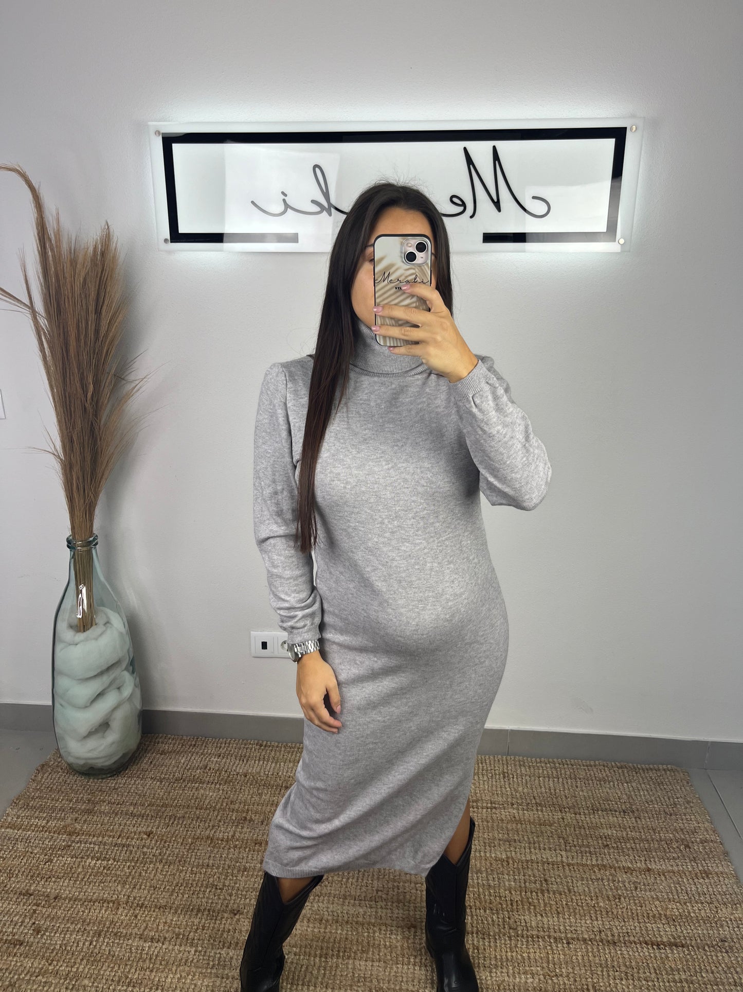 Vestido gola alta