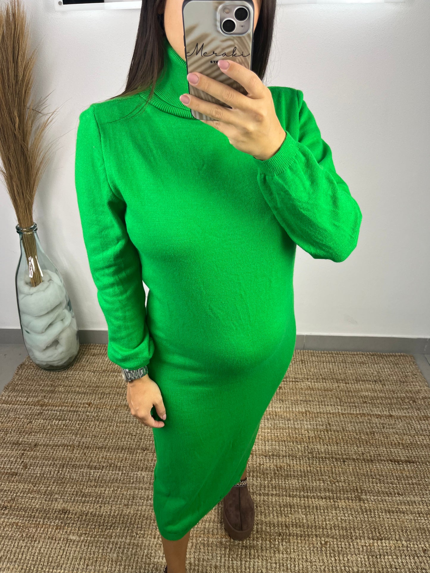 Vestido gola alta
